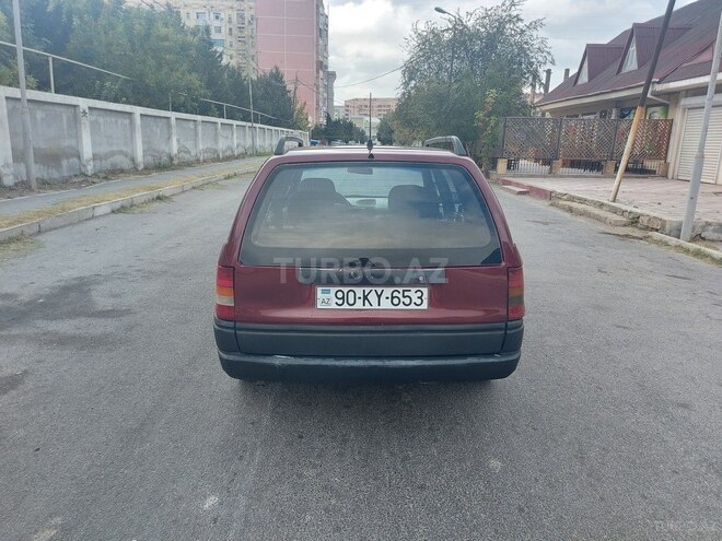 Opel Astra 1996, 356,000 km - 1.6 l - Sumqayıt