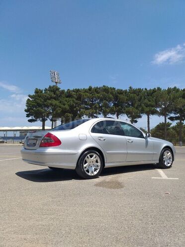 Mercedes E 220 2006, 269,898 km - 2.2 l - Bakı