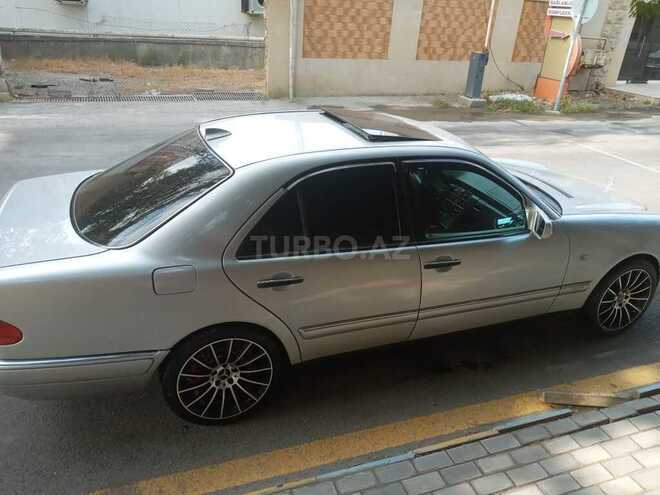 Mercedes E 280 1997, 303,000 km - 2.8 l - Bakı