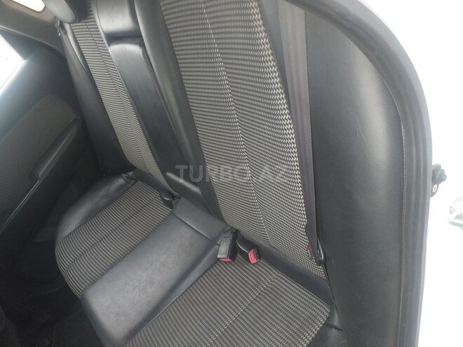 Hyundai Elantra 2009, 300,000 km - 1.6 л - Bakı