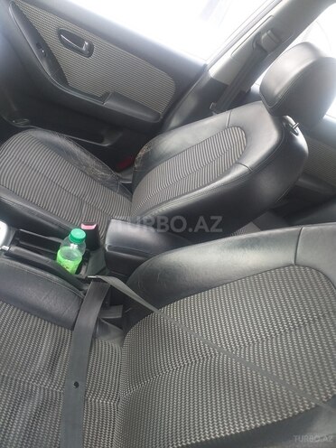Hyundai Elantra 2009, 300,000 km - 1.6 л - Bakı