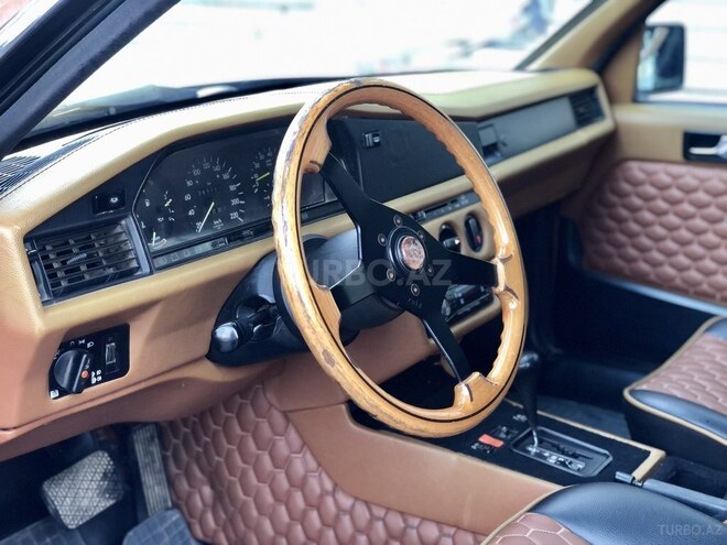 Mercedes 190 1989, 350,000 km - 2.0 l - Bakı