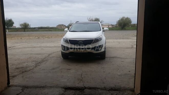 Kia Sportage 2011, 161,000 km - 2.0 л - Salyan
