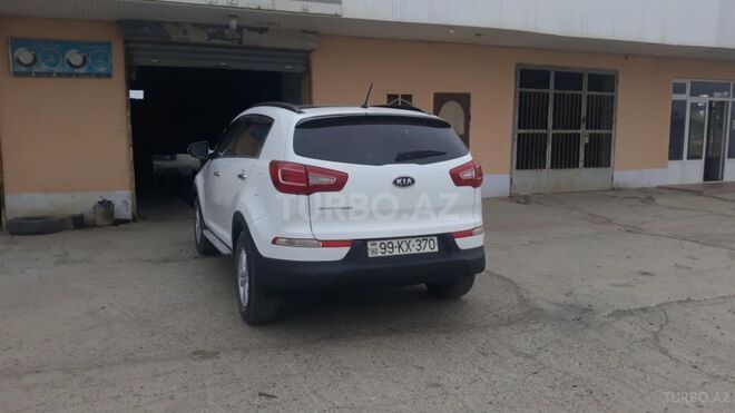 Kia Sportage 2011, 161,000 km - 2.0 л - Salyan