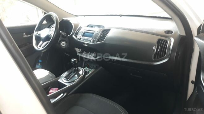 Kia Sportage 2011, 161,000 km - 2.0 л - Salyan