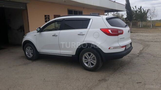 Kia Sportage 2011, 161,000 km - 2.0 л - Salyan