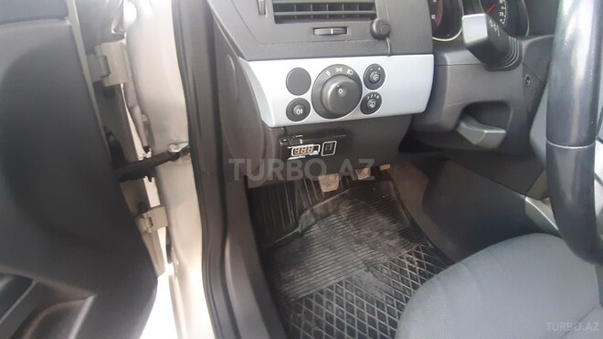 Opel Astra 2006, 174,000 km - 1.3 л - Bakı