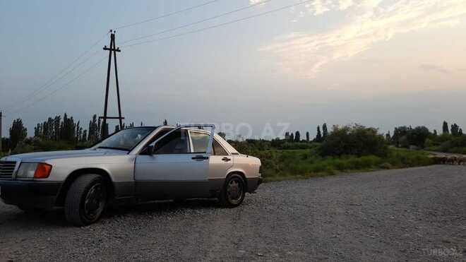 Mercedes 190 1991, 22,222 km - 1.8 l - Ucar
