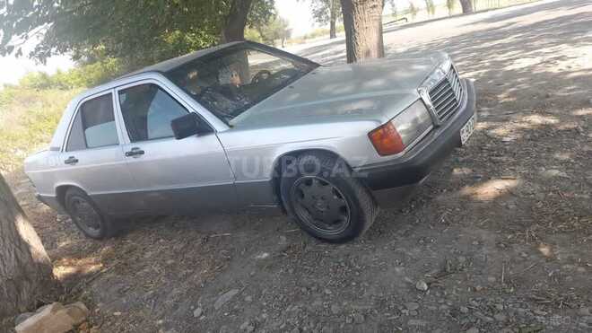 Mercedes 190 1991, 22,222 km - 1.8 l - Ucar