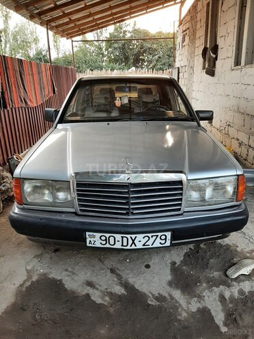 Mercedes 190 1991, 22,222 km - 1.8 l - Ucar