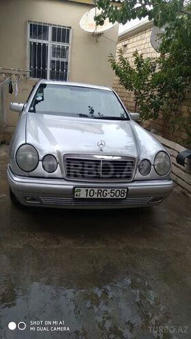 Mercedes E 230 1996, 418,000 km - 2.3 л - Bakı