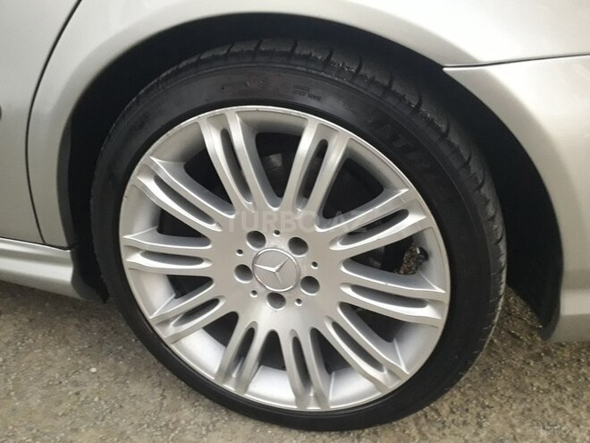 Mercedes E 320 2002, 332,000 km - 3.2 l - Bakı