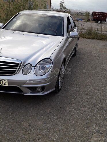 Mercedes E 320 2002, 332,000 km - 3.2 l - Bakı
