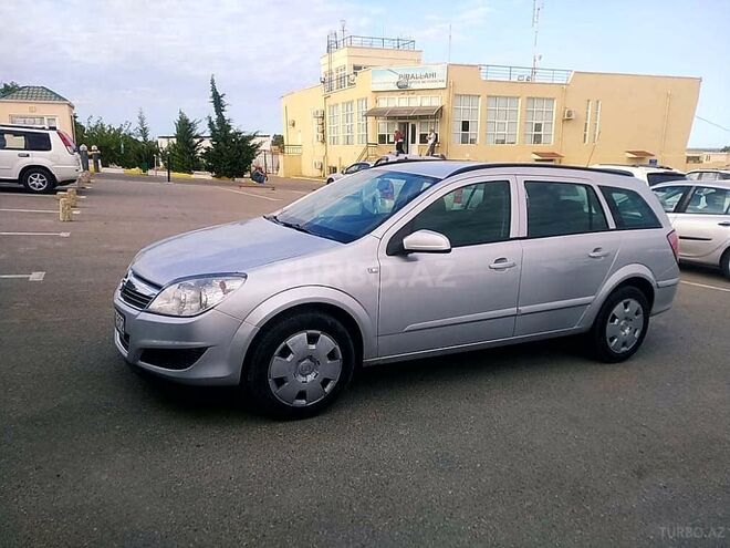 Opel Astra 2009, 175,000 km - 1.3 l - Bakı
