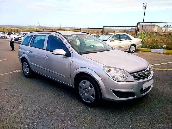Opel Astra 2009, 175,000 km - 1.3 l - Bakı