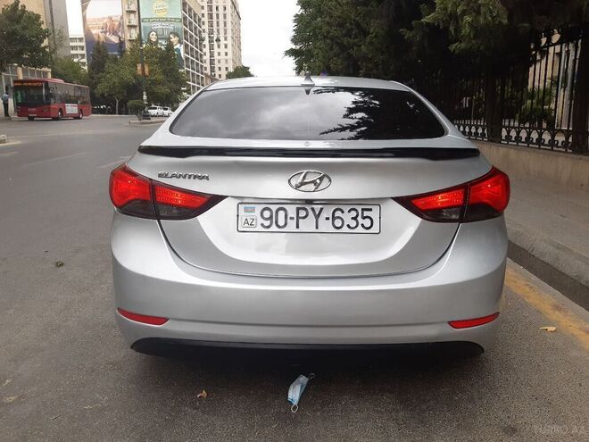 Hyundai Elantra 2015, 97,000 km - 1.8 l - Bakı