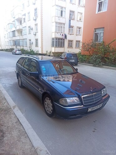 Mercedes C 220 1999, 420,000 km - 2.2 l - Bakı