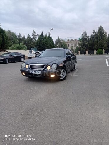 Mercedes E 240 2001, 280,000 km - 2.6 l - Sabirabad