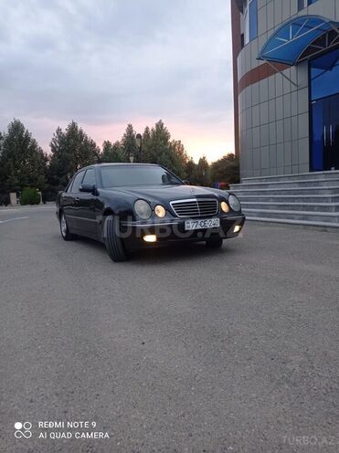 Mercedes E 240 2001, 280,000 km - 2.6 l - Sabirabad