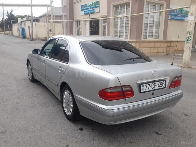 Mercedes E 240 2000, 314,000 km - 2.4 l - Bakı