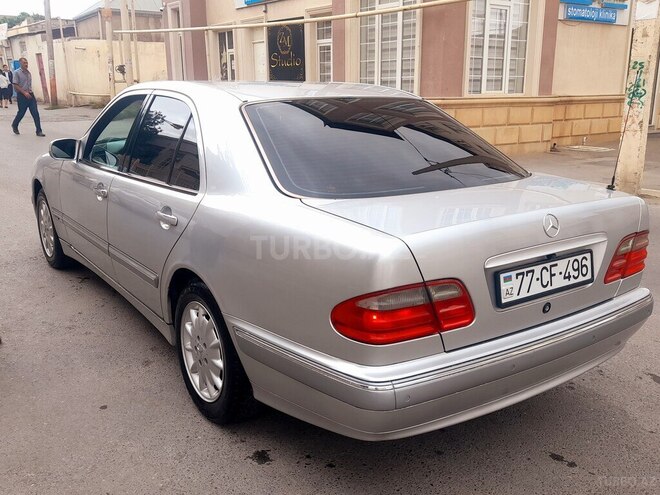 Mercedes E 240 2000, 314,000 km - 2.4 l - Bakı