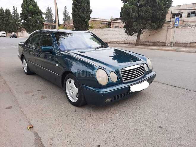 Mercedes E 240 1998, 265,000 km - 2.4 л - Gəncə