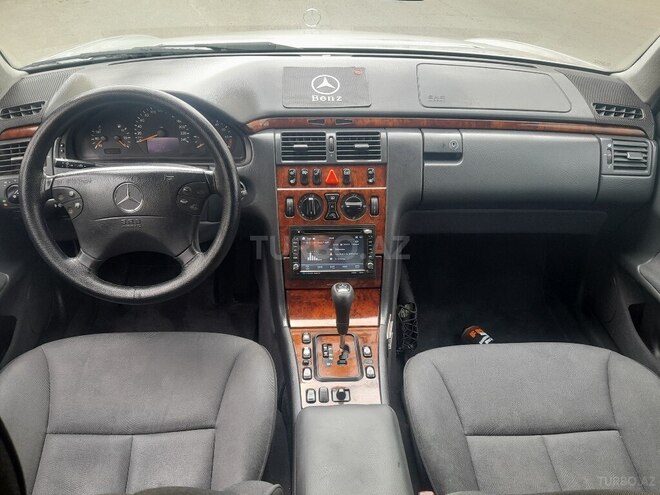 Mercedes E 240 2000, 314,000 km - 2.4 l - Bakı
