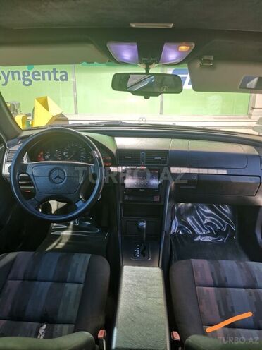 Mercedes C 180 1995, 424,000 km - 1.8 л - Quba