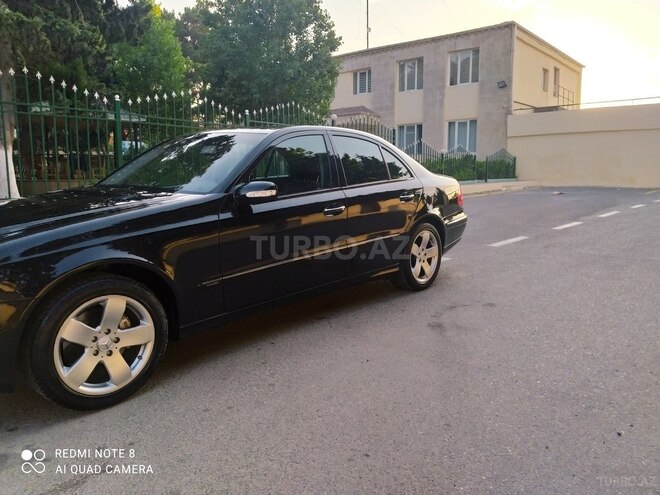 Mercedes E 320 2002, 218,000 km - 3.2 l - Bakı
