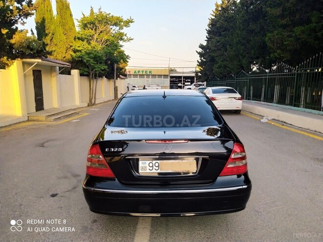 Mercedes E 320 2002, 218,000 km - 3.2 l - Bakı