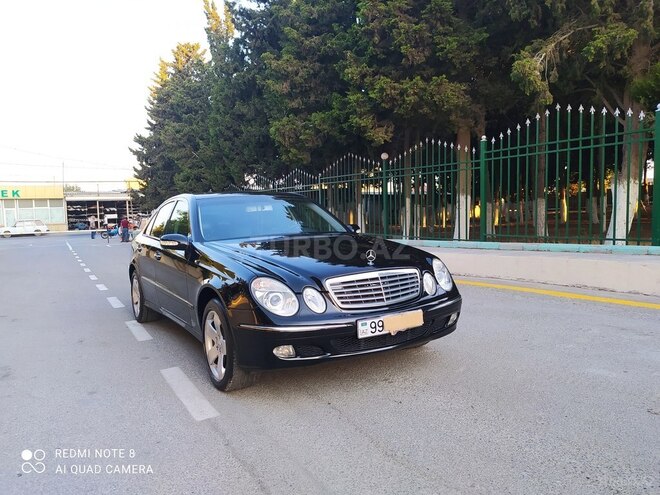 Mercedes E 320 2002, 218,000 km - 3.2 l - Bakı