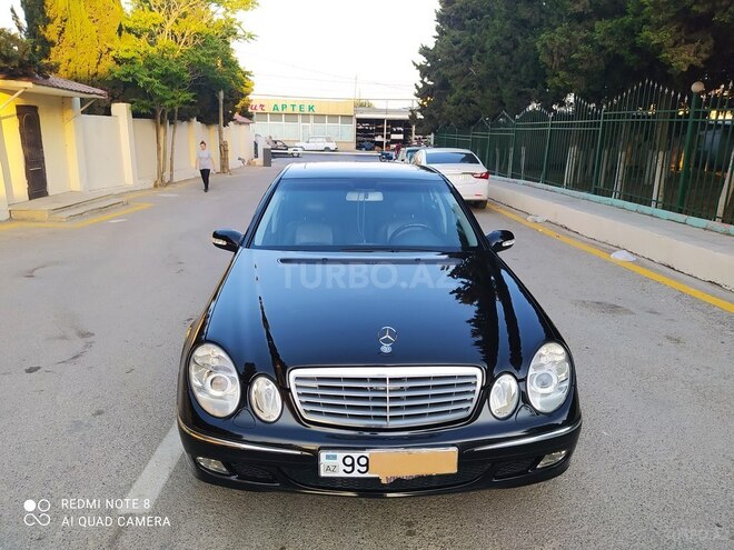 Mercedes E 320 2002, 218,000 km - 3.2 l - Bakı