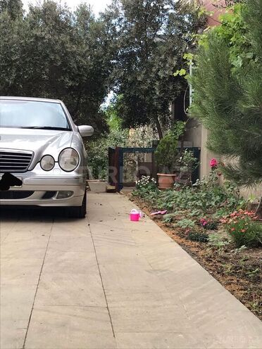 Mercedes E 220 2001, 272,000 km - 2.2 l - Bakı