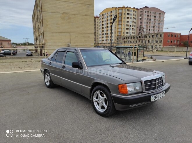 Mercedes 190 1991, 392,273 km - 2.0 l - Bakı