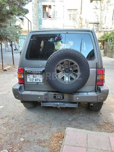 Mitsubishi Pajero 1991, 300,000 km - 2.8 л - Bakı
