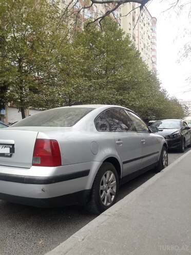 Volkswagen Passat 1997, 164,578 km - 1.8 l - Bakı
