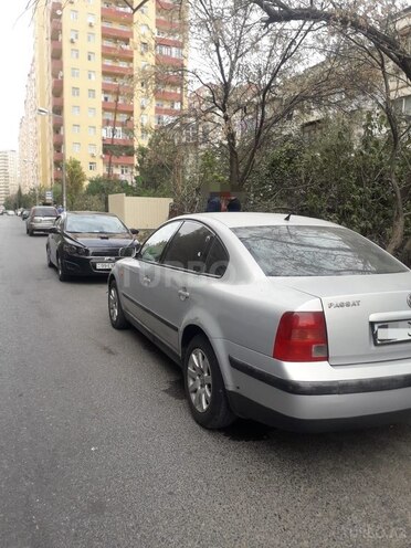 Volkswagen Passat 1997, 164,578 km - 1.8 l - Bakı