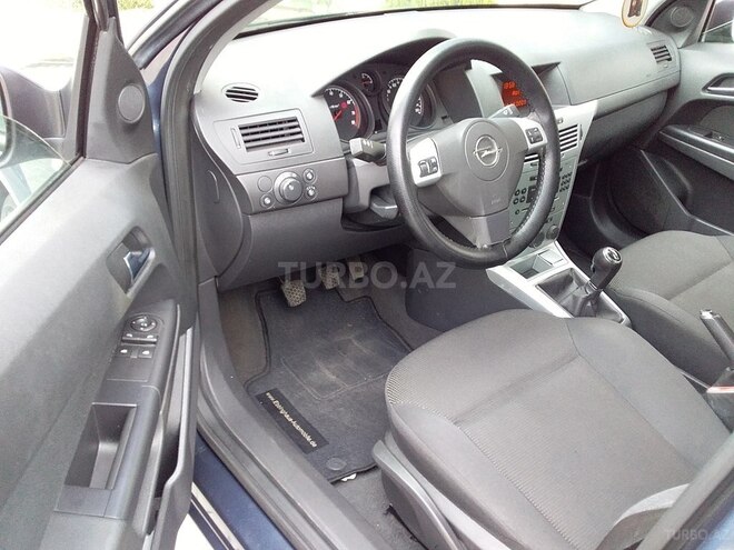 Opel Astra 2009, 186,000 km - 1.4 l - Bakı
