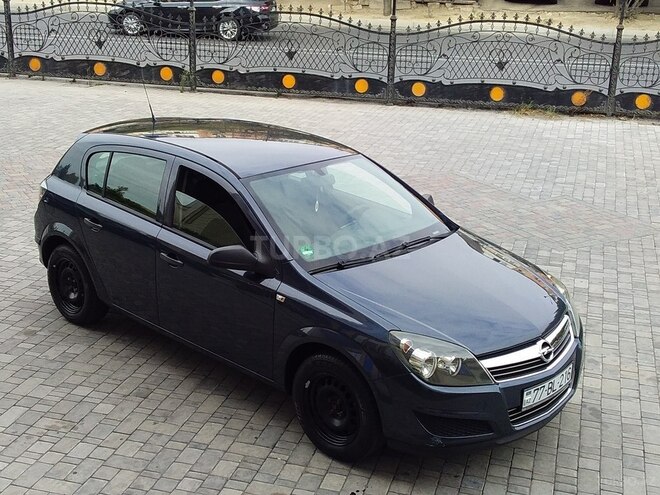 Opel Astra 2009, 186,000 km - 1.4 l - Bakı