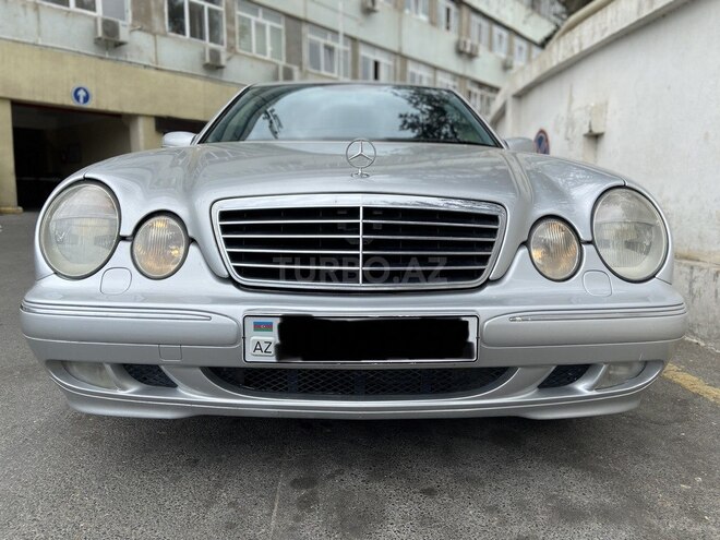 Mercedes E 220 2000, 422,689 km - 2.2 l - Bakı