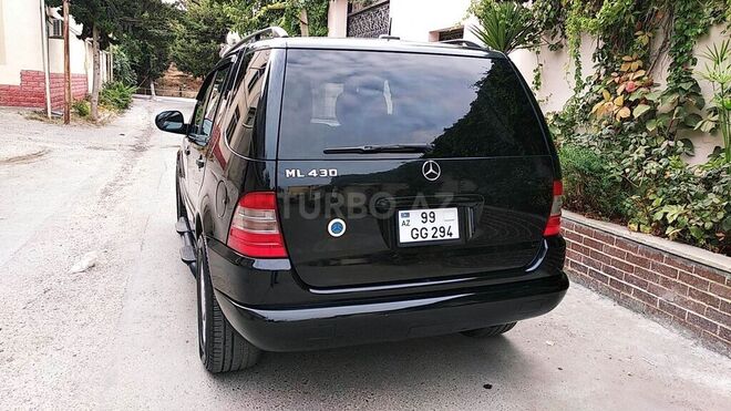 Mercedes  2001, 394,289 km - 4.3 l - Bakı