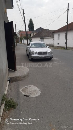 Mercedes E 240 1998, 356,900 km - 2.4 l - Göyçay