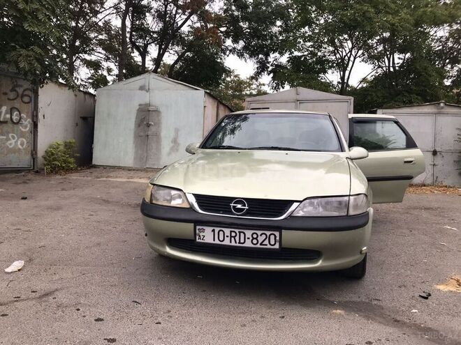 Opel Vectra 1995, 258,147 km - 2.0 l - Bakı