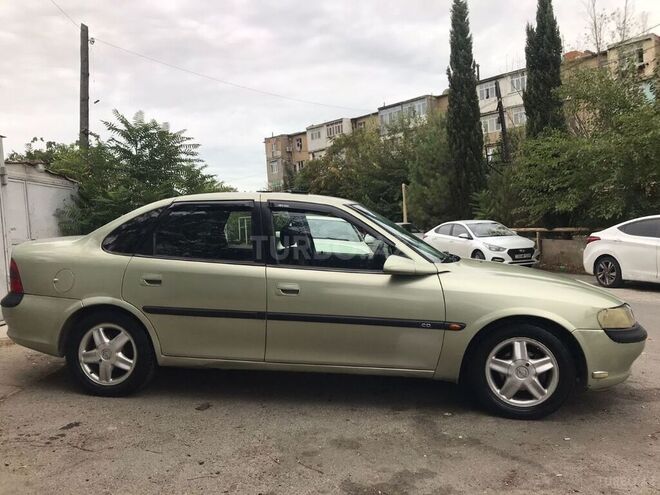Opel Vectra 1995, 258,147 km - 2.0 l - Bakı