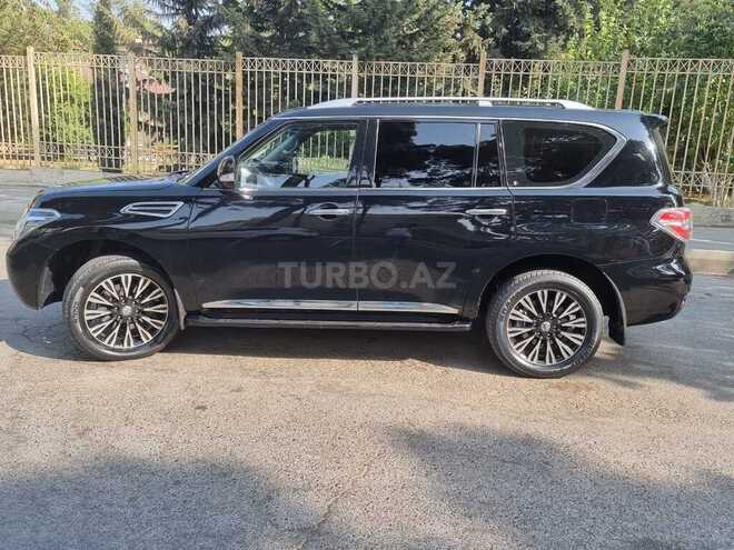 Nissan Patrol 2010, 190,000 km - 5.6 l - Bakı