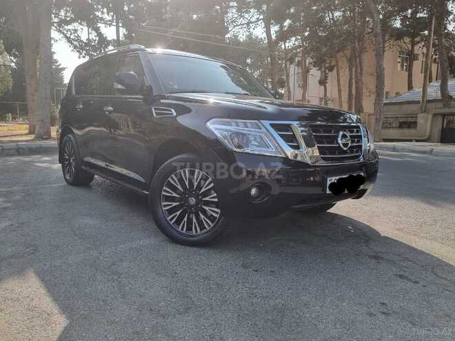 Nissan Patrol 2010, 190,000 km - 5.6 l - Bakı