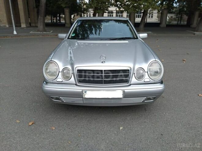 Mercedes E 240 1998, 231,000 km - 2.4 l - Mingəçevir