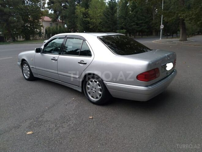 Mercedes E 240 1998, 231,000 km - 2.4 l - Mingəçevir