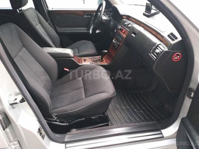 Mercedes E 240 1998, 231,000 km - 2.4 l - Mingəçevir