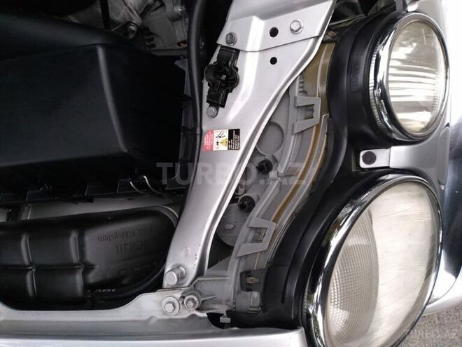 Mercedes E 240 1998, 231,000 km - 2.4 l - Mingəçevir